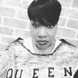 Meet your Posher, Alicia